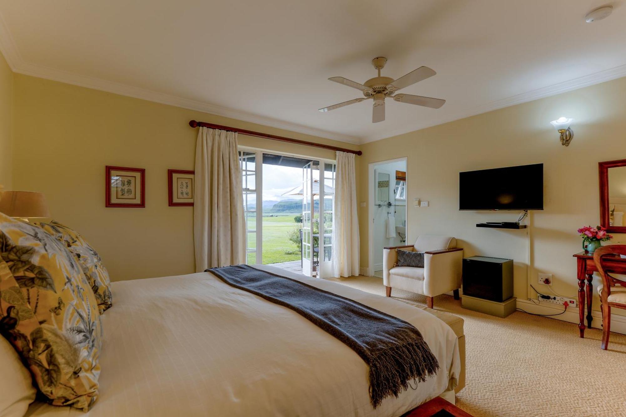 Moorcroft Manor Boutique Country Hotel Himeville Ngoại thất bức ảnh