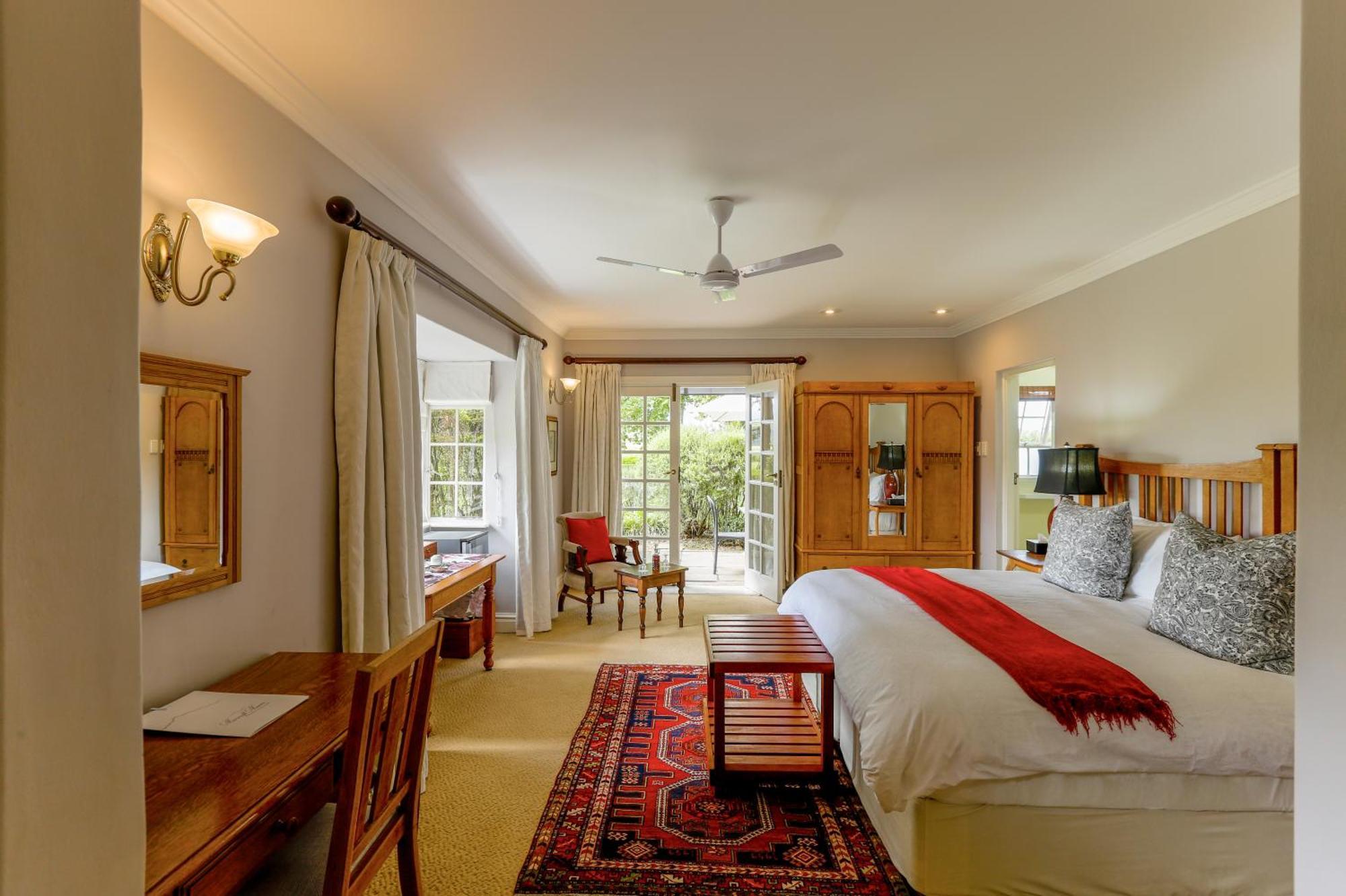 Moorcroft Manor Boutique Country Hotel Himeville Ngoại thất bức ảnh