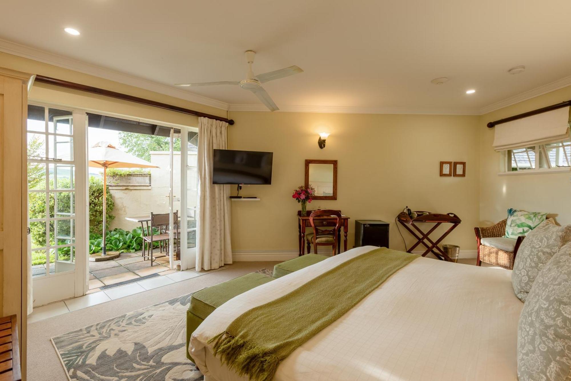Moorcroft Manor Boutique Country Hotel Himeville Ngoại thất bức ảnh