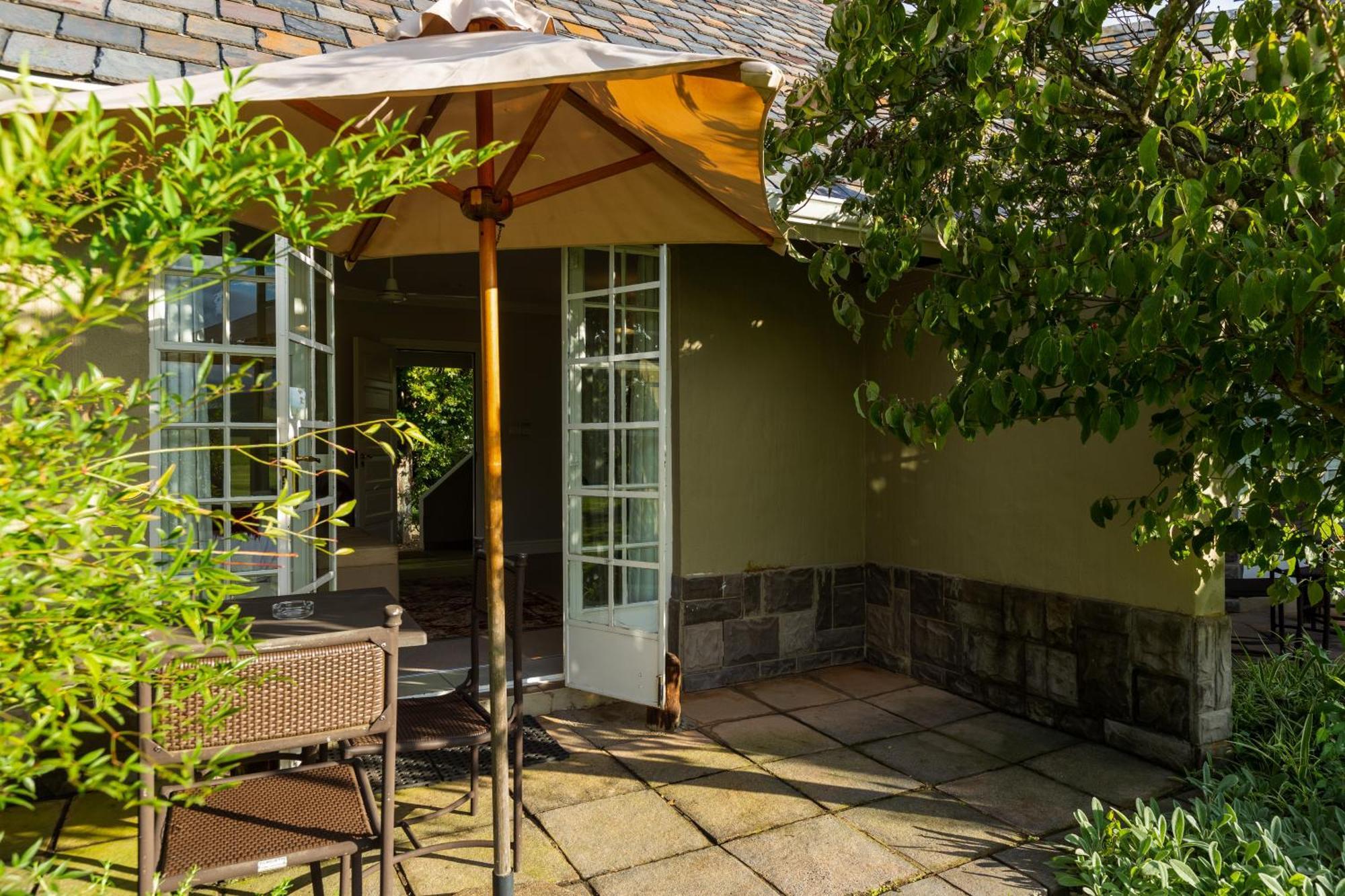 Moorcroft Manor Boutique Country Hotel Himeville Ngoại thất bức ảnh